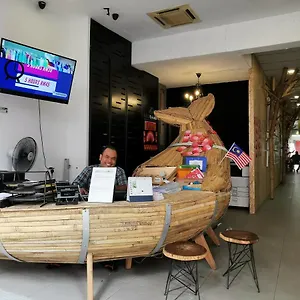 Hostel Leo Backpackers @ Market