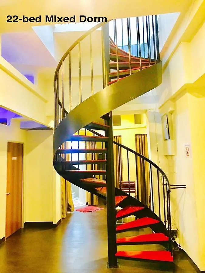 Step Inn Too Kuala Lumpur Hostel